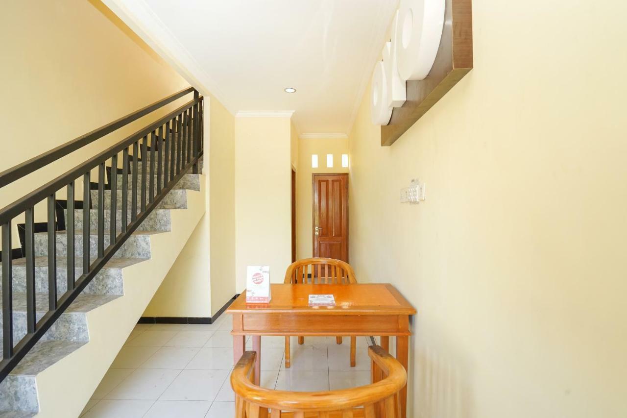 Oyo 522 Majapahit Homestay Syariah 2 Banyuwangi  Extérieur photo